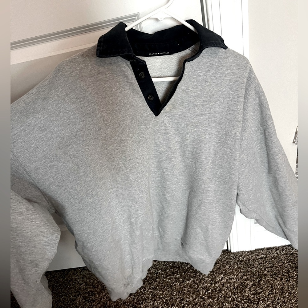 Brandy Melville Archer Sweatshirt, Rarely Worn, Oversized